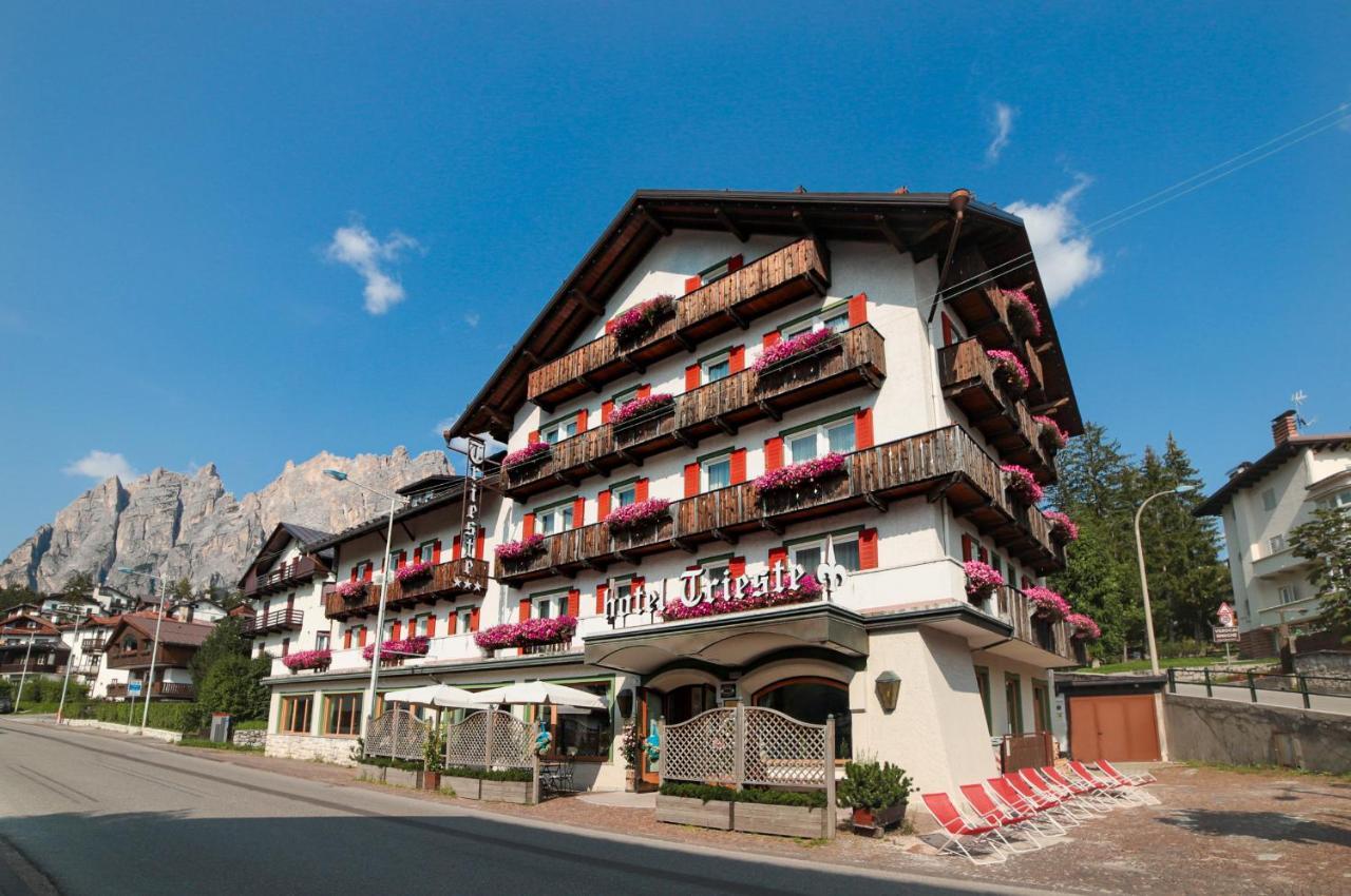 Hotel Trieste Cortina d'Ampezzo Exterior foto